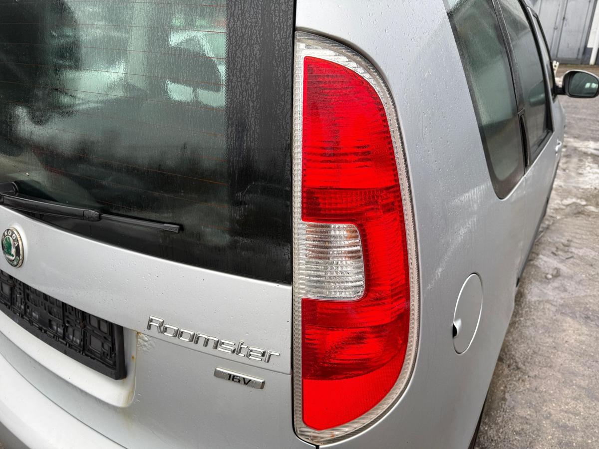 Skoda Roomster 5J original R&uuml;cklicht R&uuml;ckleuchte Heckleuchte rechts BJ08